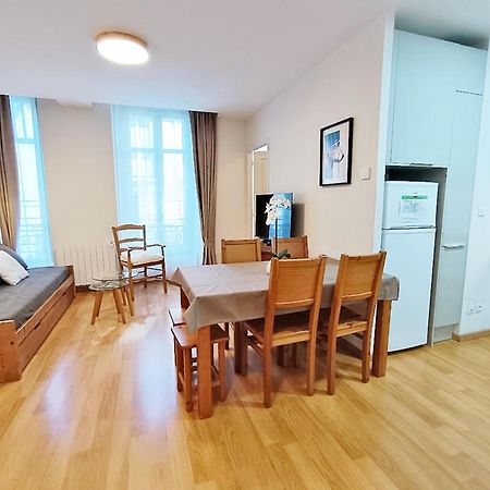L'Eterlou, T3, Centre Luchon, Wifi, Casier A Skis, Ascenseur, 6 Personnes Bagnères-de-Luchon Exterior foto